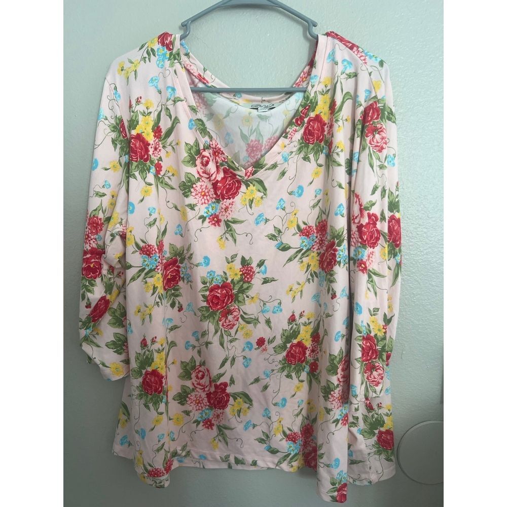 Pioneer woman‎ shirt